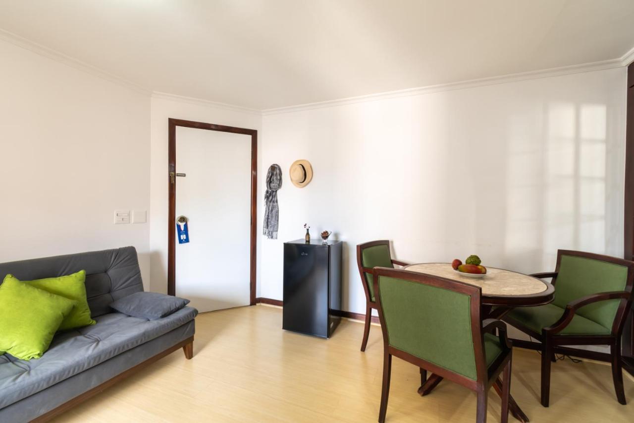 Flat Vilaboim Higienopolis Com Banheira Appartement São Paulo Buitenkant foto