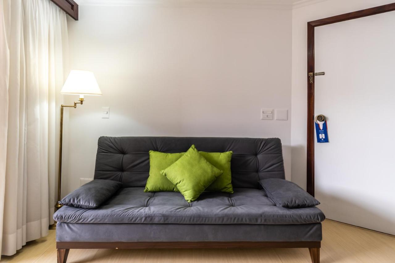 Flat Vilaboim Higienopolis Com Banheira Appartement São Paulo Buitenkant foto